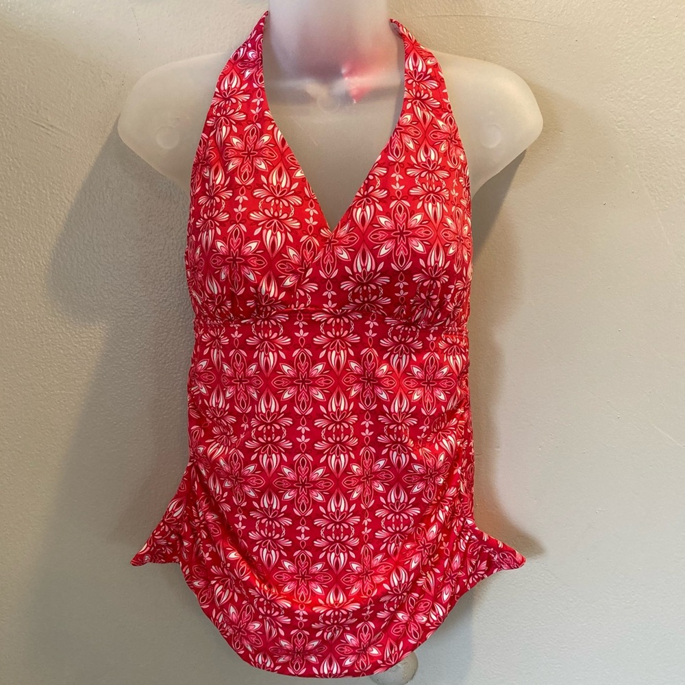 L.L. Bean Halter Tankini Swim Top UPF 50+ Women’s Size 10 Reg (fits like an 8)